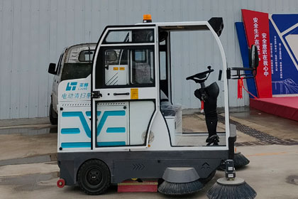 中铁三局携手莱特LT-S26扫地车 赋能基建清洁 共筑高效发展新篇